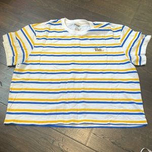 TAILGATE Pitt college boxy crop top size large blue and yellow